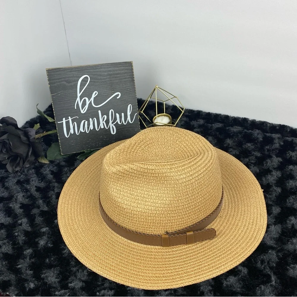 Paper Sun Hat - Picture 2 of 9